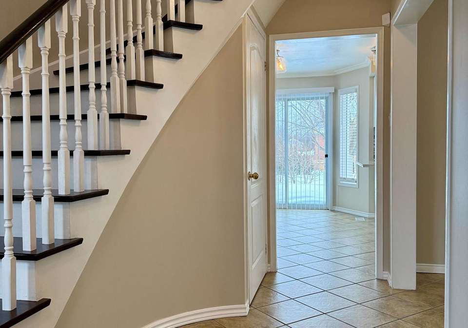 1901-pine-grove-avenue-pickering-ontario-e12769558
