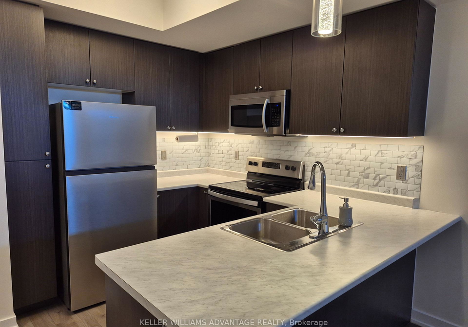 1555-kingston-road-pickering-ontario-e12769830