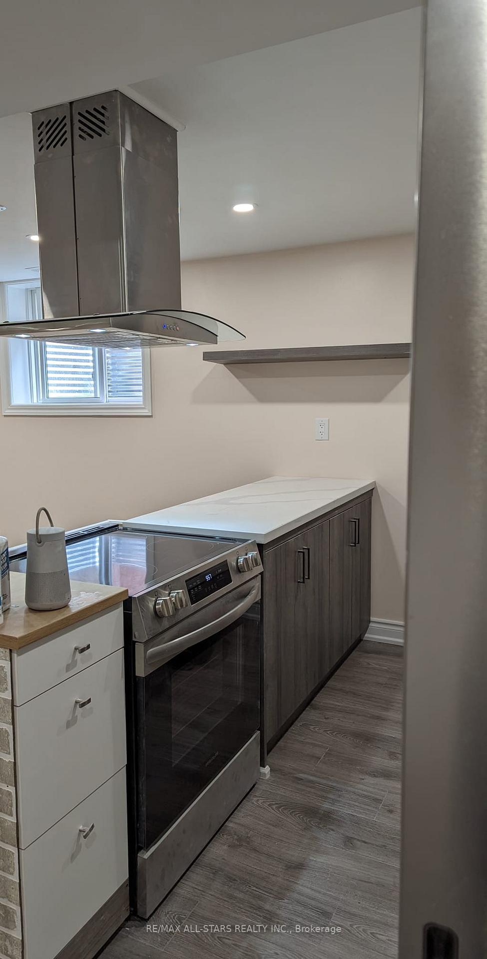 48-fencerow-drive-whitby-ontario-e12769902