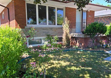 28-delbert-drive-scarborough-ontario-e12770106