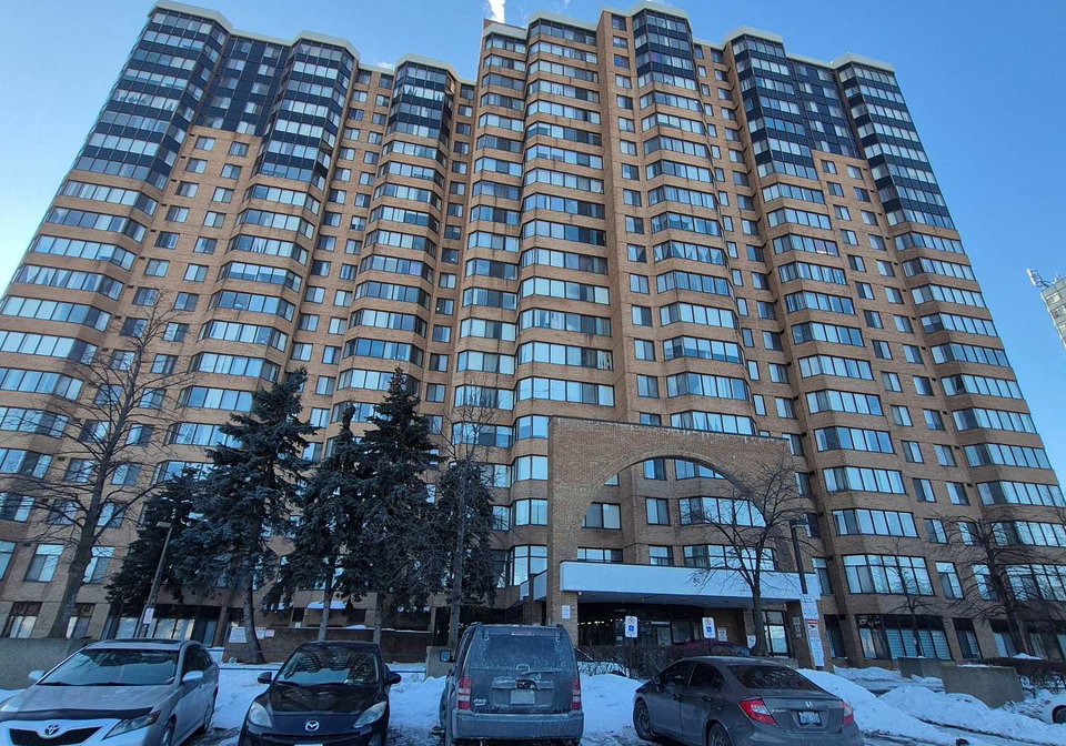 80-alton-towers-circle-scarborough-ontario-e12770214