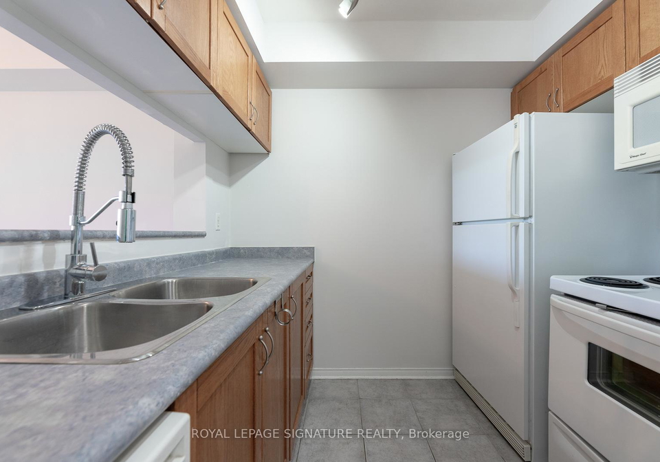 1733-queen-street-e-toronto-ontario-e12770674