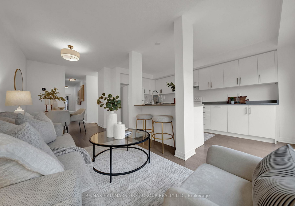40-caspian-square-clarington-ontario-e12771292