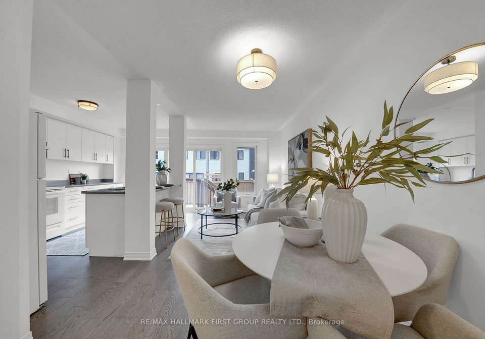 40-caspian-square-clarington-ontario-e12771292