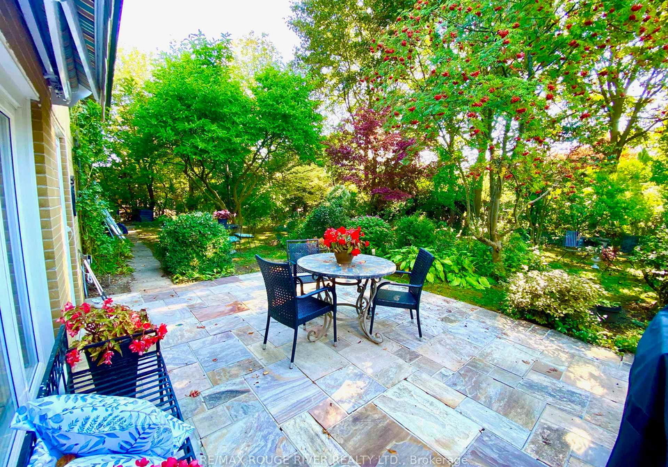 308-jaybell-grove-scarborough-ontario-e12773820