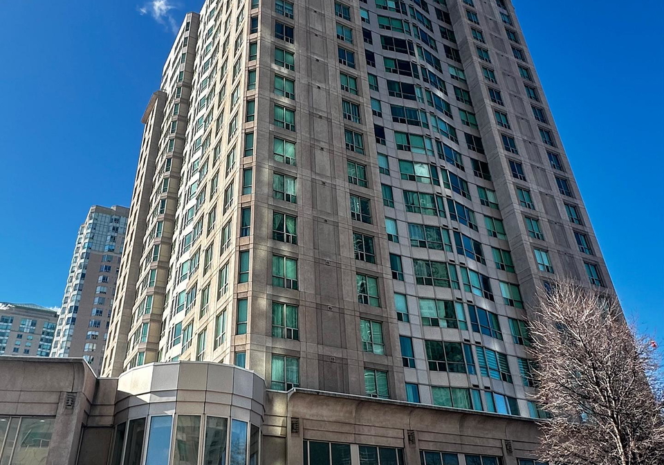 18-lee-centre-drive-scarborough-ontario-e12774052