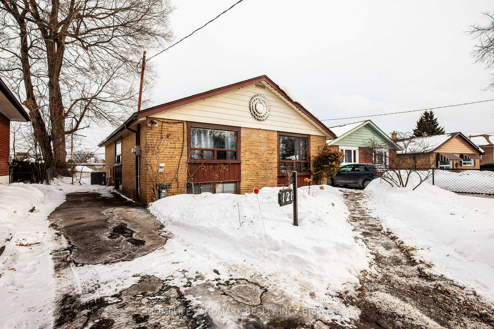 121-pandora-circle-scarborough-ontario-e12774218
