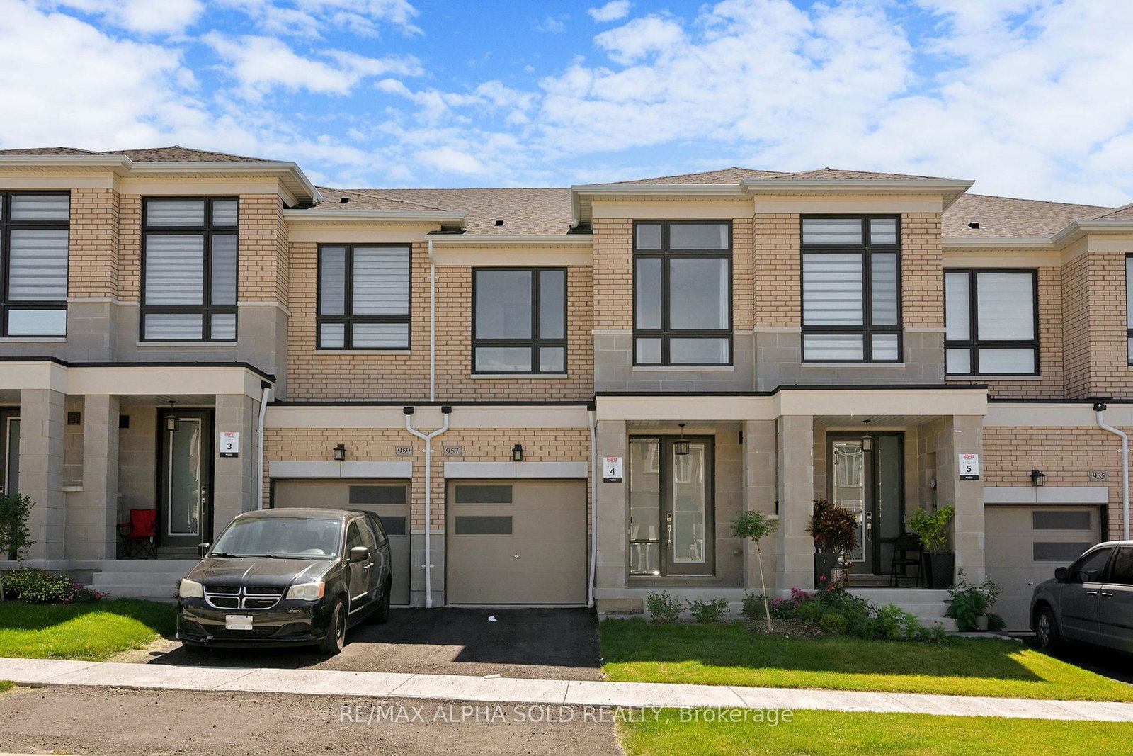 957-grosbeak-trail-pickering-ontario-e12774238