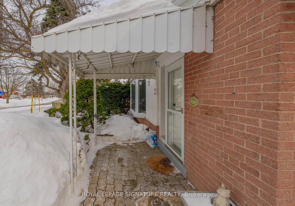 7-mountland-drive-scarborough-ontario-e12774378