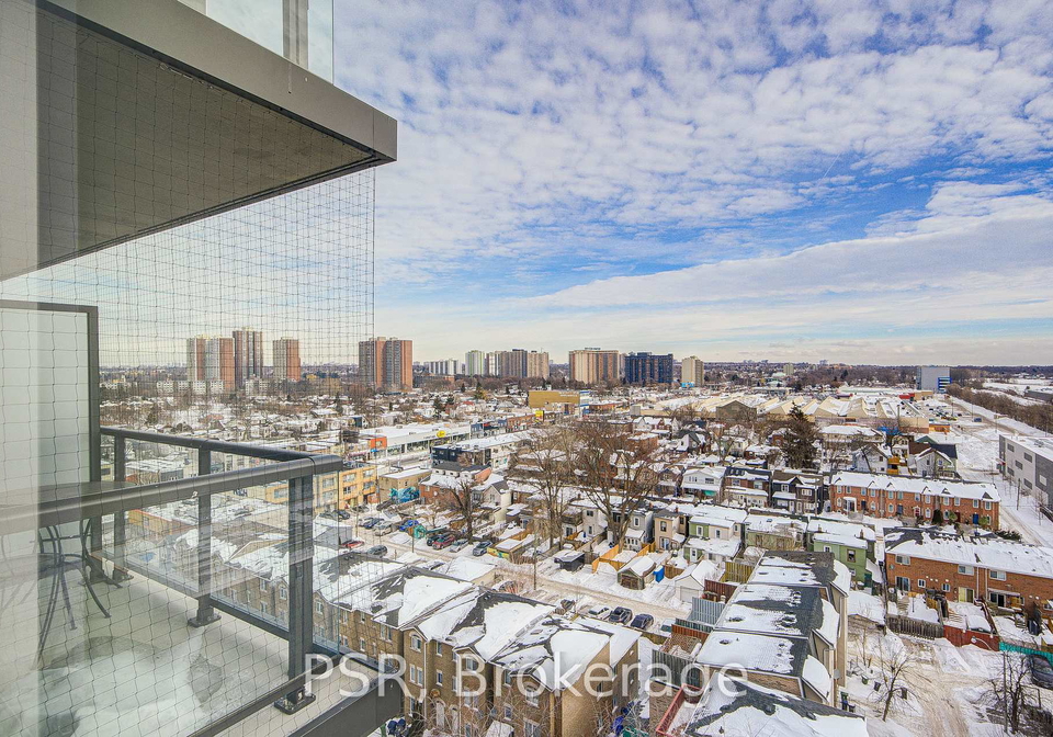8-trent-avenue-toronto-ontario-e12775972