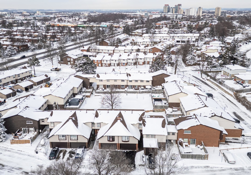 28-jenkins-lane-ajax-ontario-e12776190