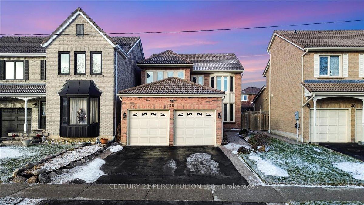 38-carlisle-crescent-scarborough-ontario-e12776616
