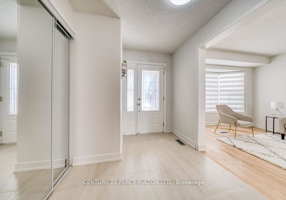 2-littleborough-court-scarborough-ontario-e12776632