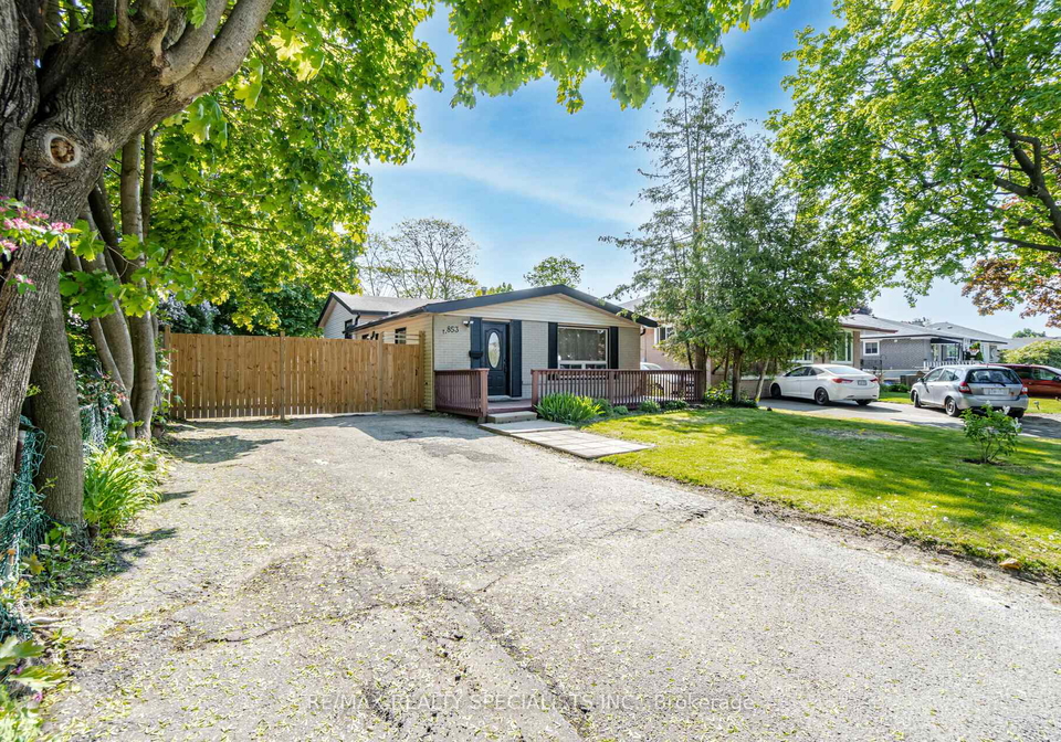 853-bem-avenue-pickering-ontario-e12776724