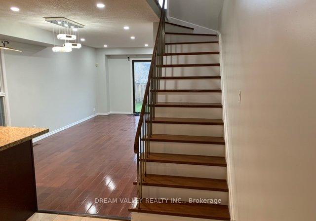 20-glanvil-crescent-scarborough-ontario-e12777732