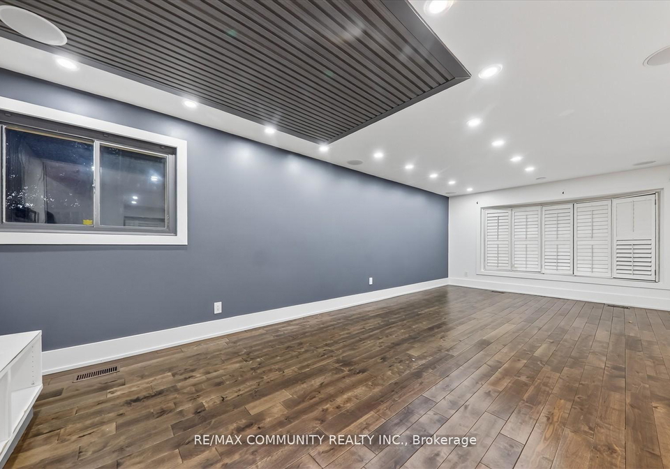 14-pineslope-crescent-scarborough-ontario-e12777868