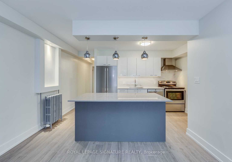 1089-broadview-avenue-east-york-ontario-e12778324