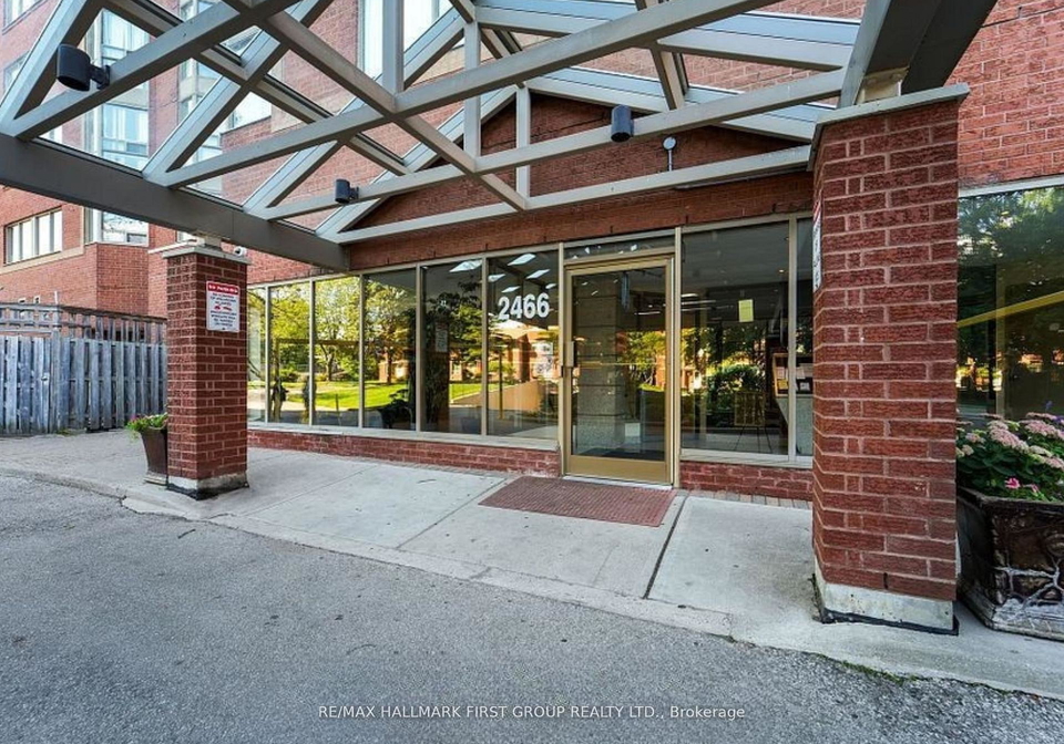 2466-eglinton-avenue-e-scarborough-ontario-e12778610