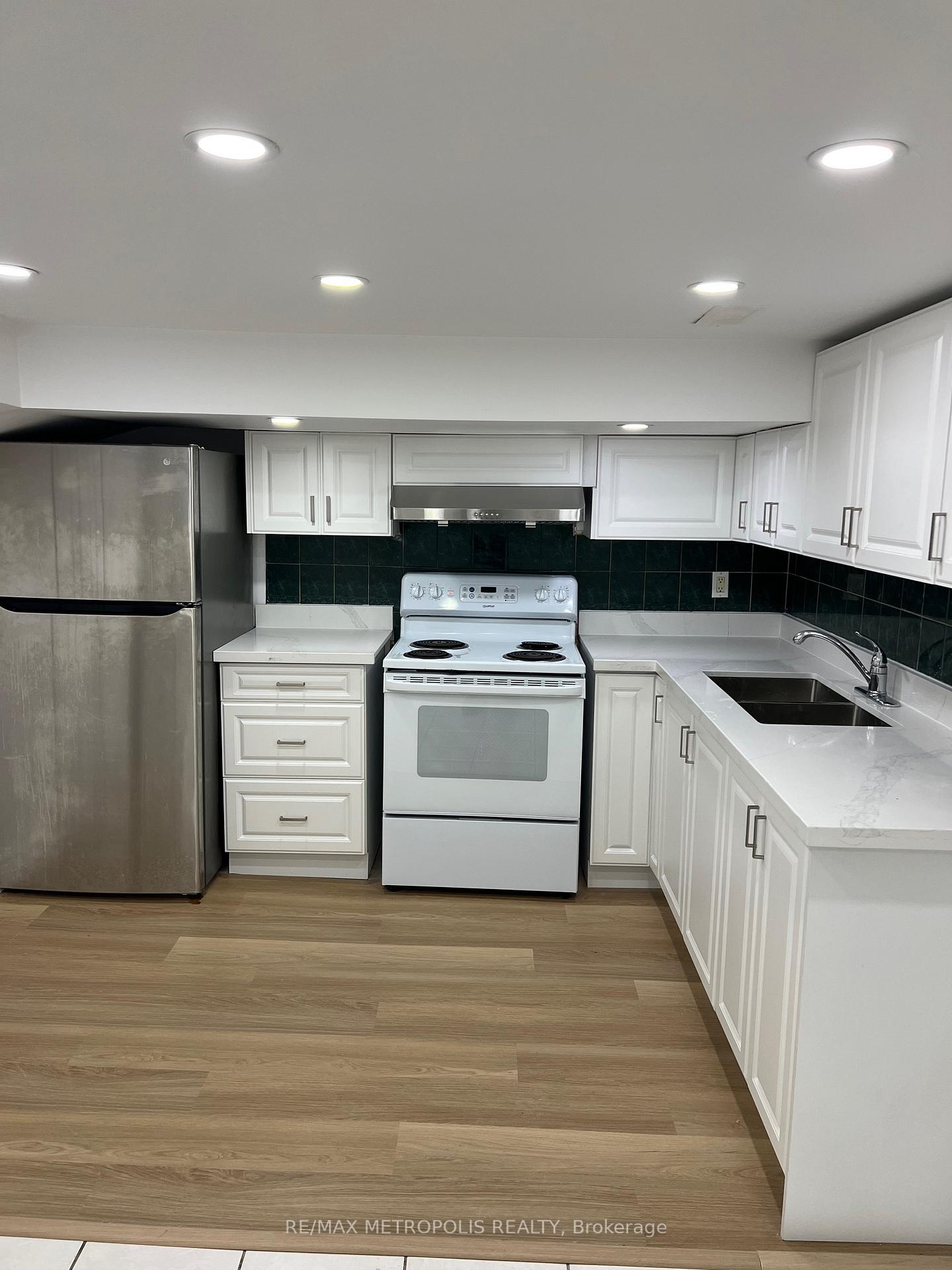 3244-lawrence-avenue-e-scarborough-ontario-e12779046