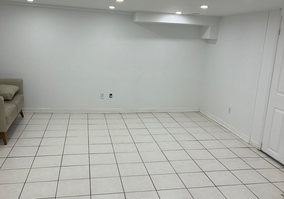 3244-lawrence-avenue-e-scarborough-ontario-e12779046
