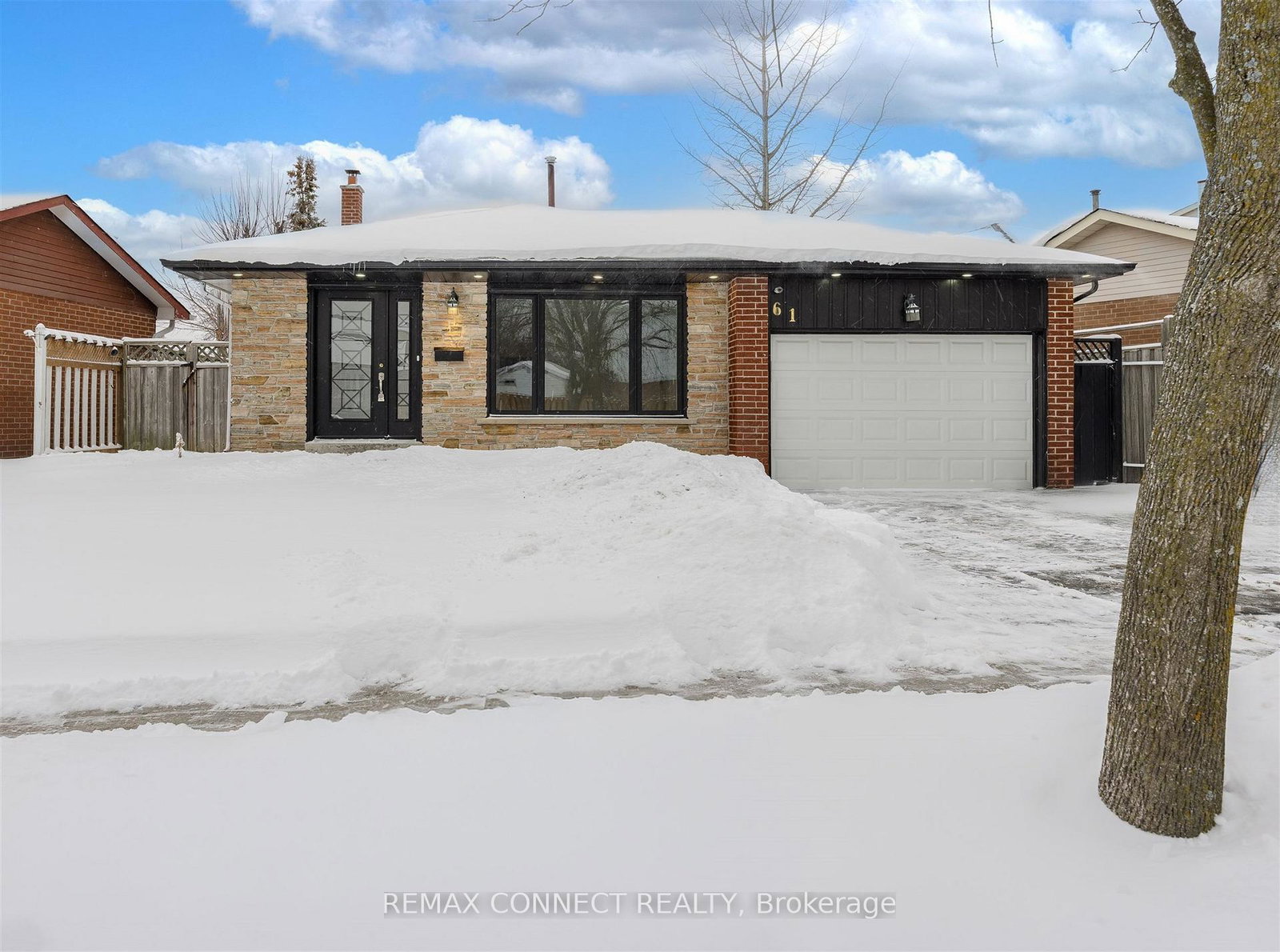 61-rotary-drive-scarborough-ontario-e12779198