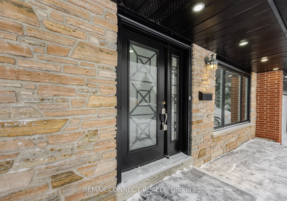 61-rotary-drive-scarborough-ontario-e12779198