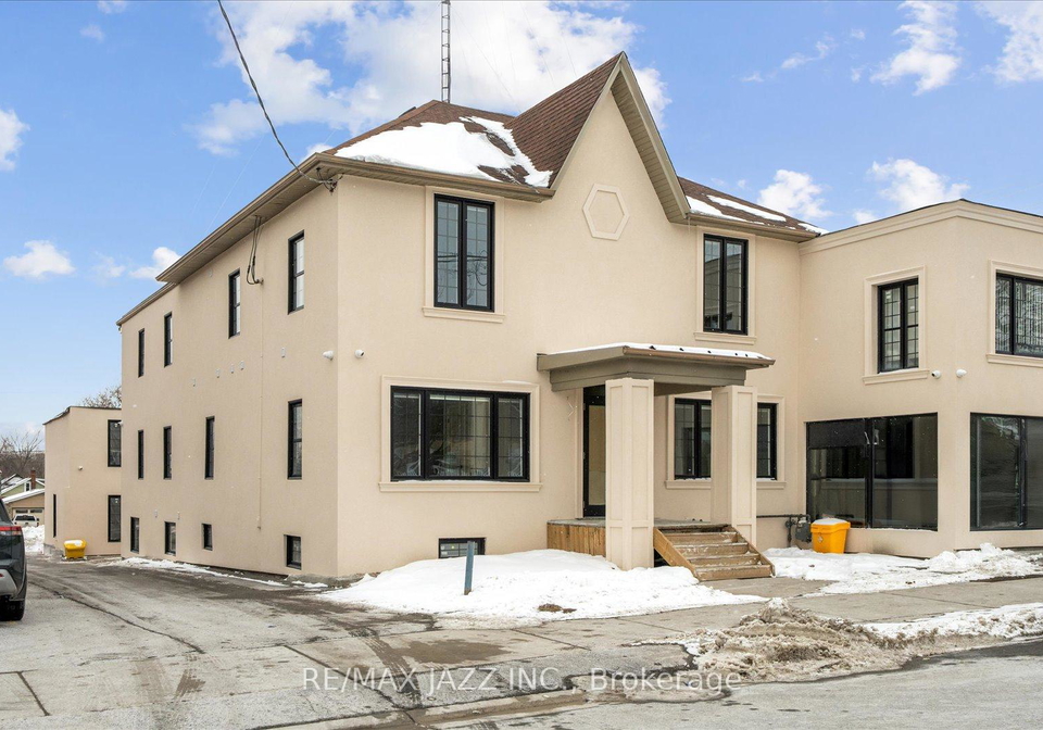 251-simcoe-street-s-oshawa-ontario-e12779354