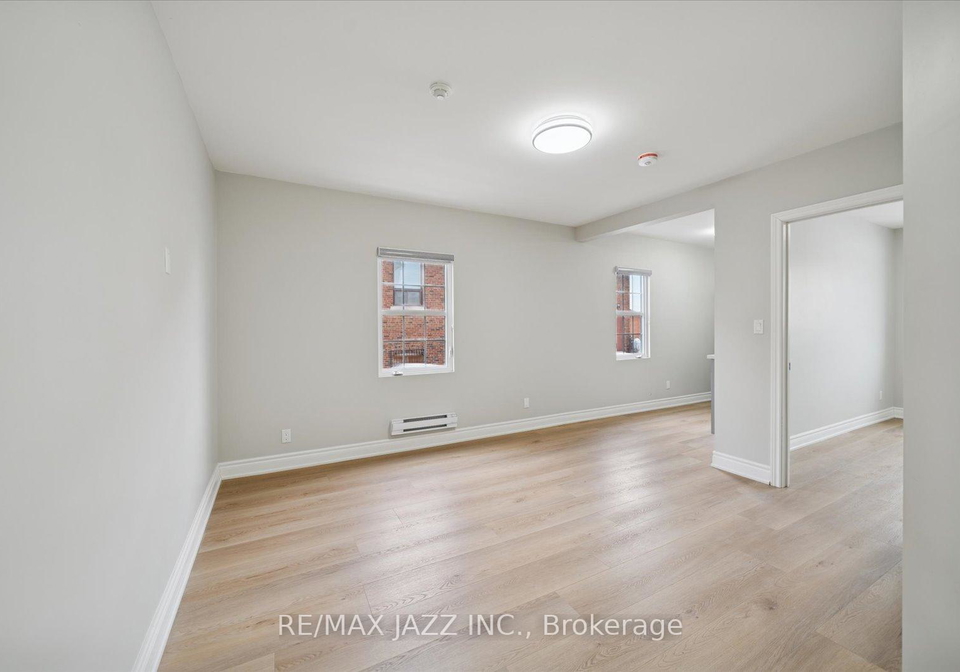 251-simcoe-street-s-oshawa-ontario-e12779358