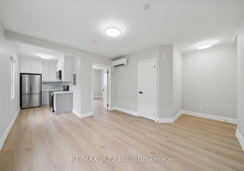 251-simcoe-street-s-oshawa-ontario-e12779358