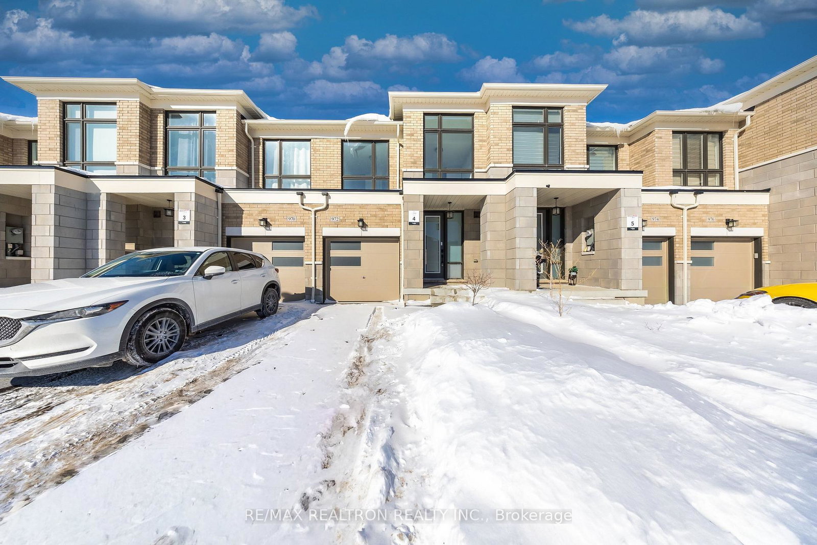 972-crowsnest-hollow-avenue-pickering-ontario-e12779584