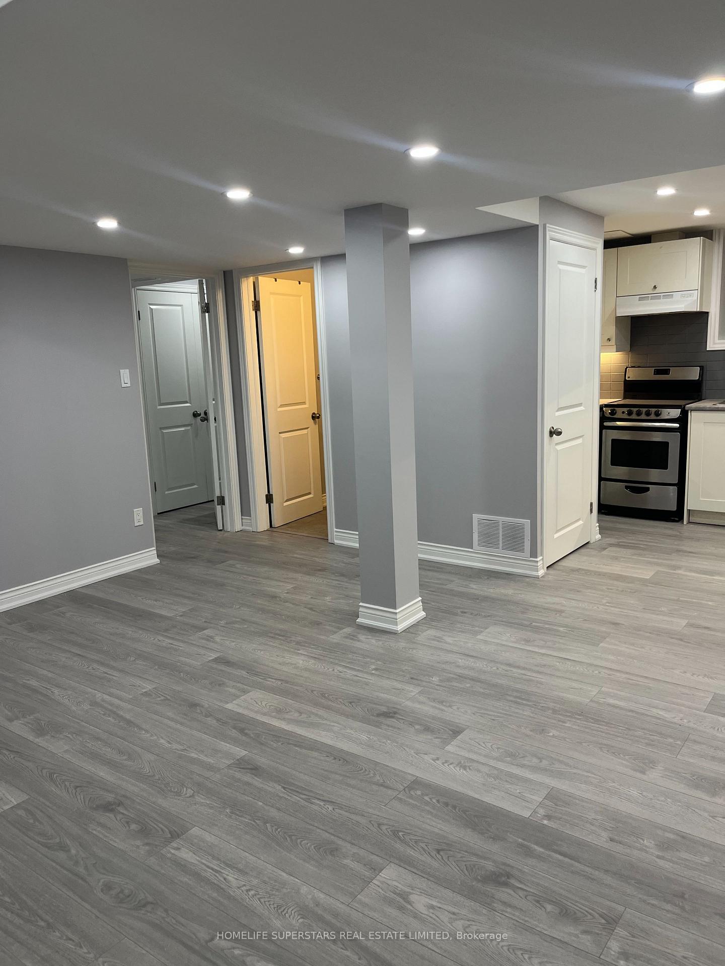192-willowbrook-drive-whitby-ontario-e12779832
