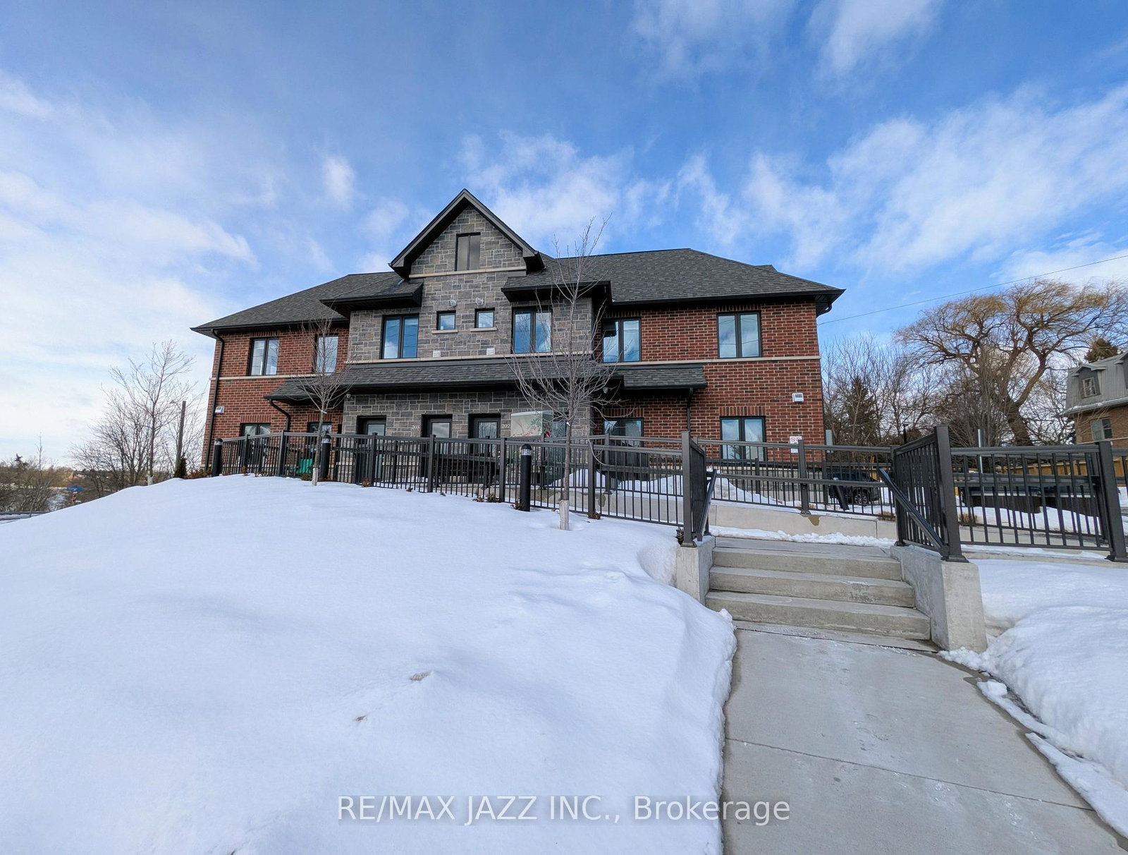 750-king-street-e-oshawa-ontario-e12780796