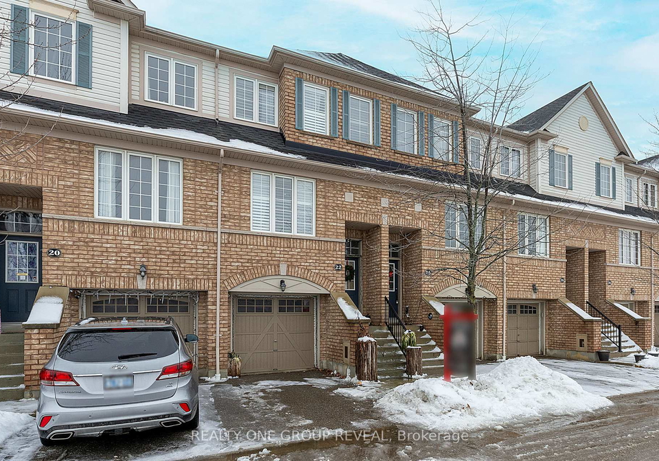 22-lavan-lane-ajax-ontario-e12781282
