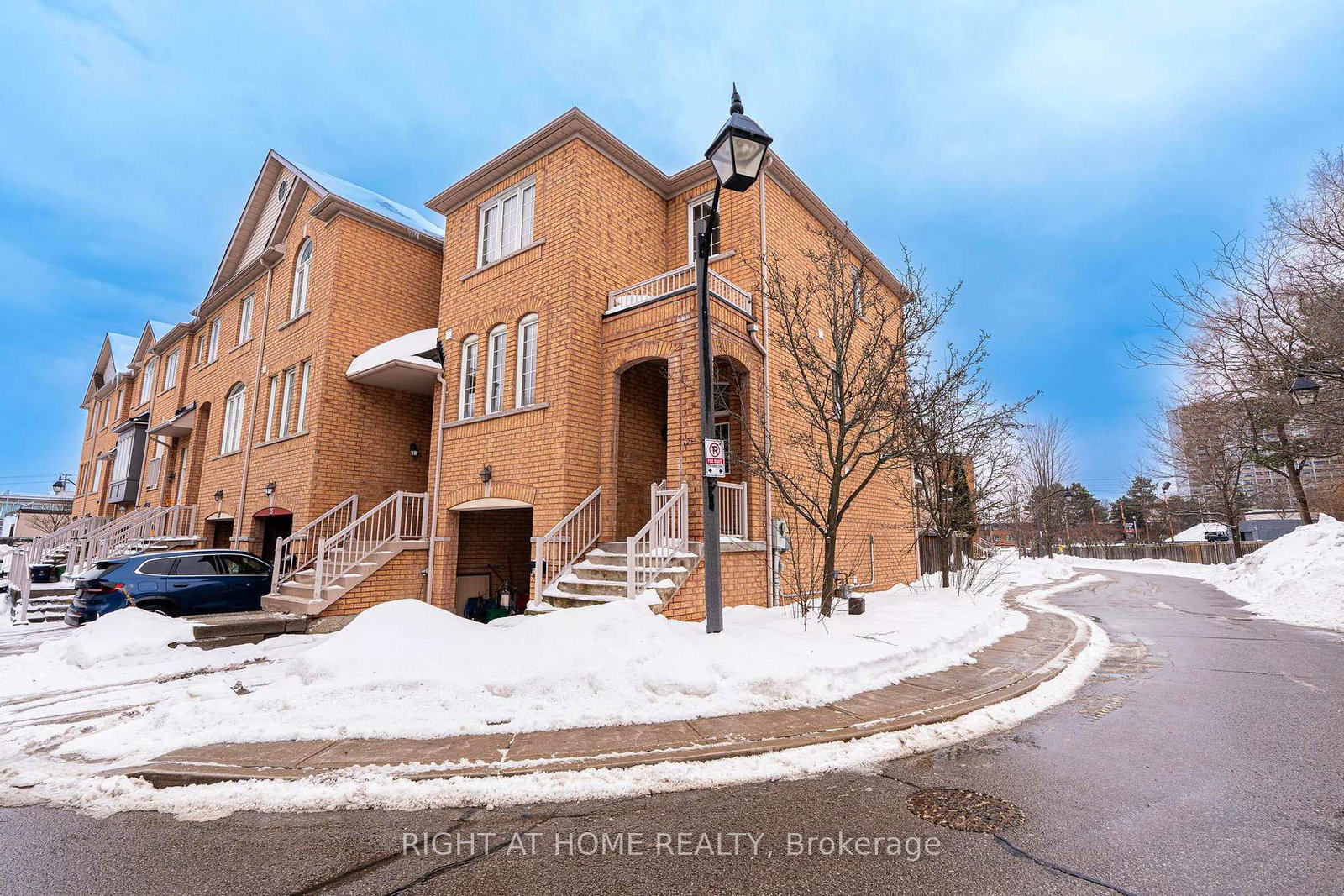 23-ignatius-lane-scarborough-ontario-e12781840