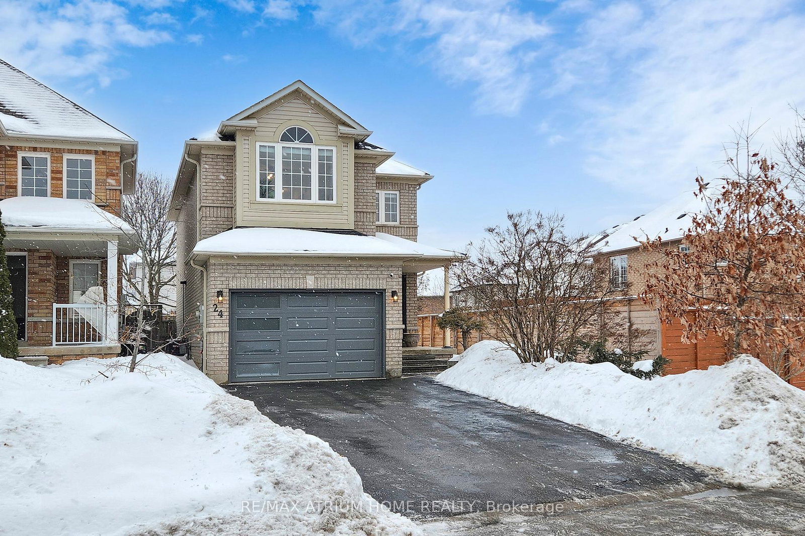 24-castle-green-drive-whitby-ontario-e12782086