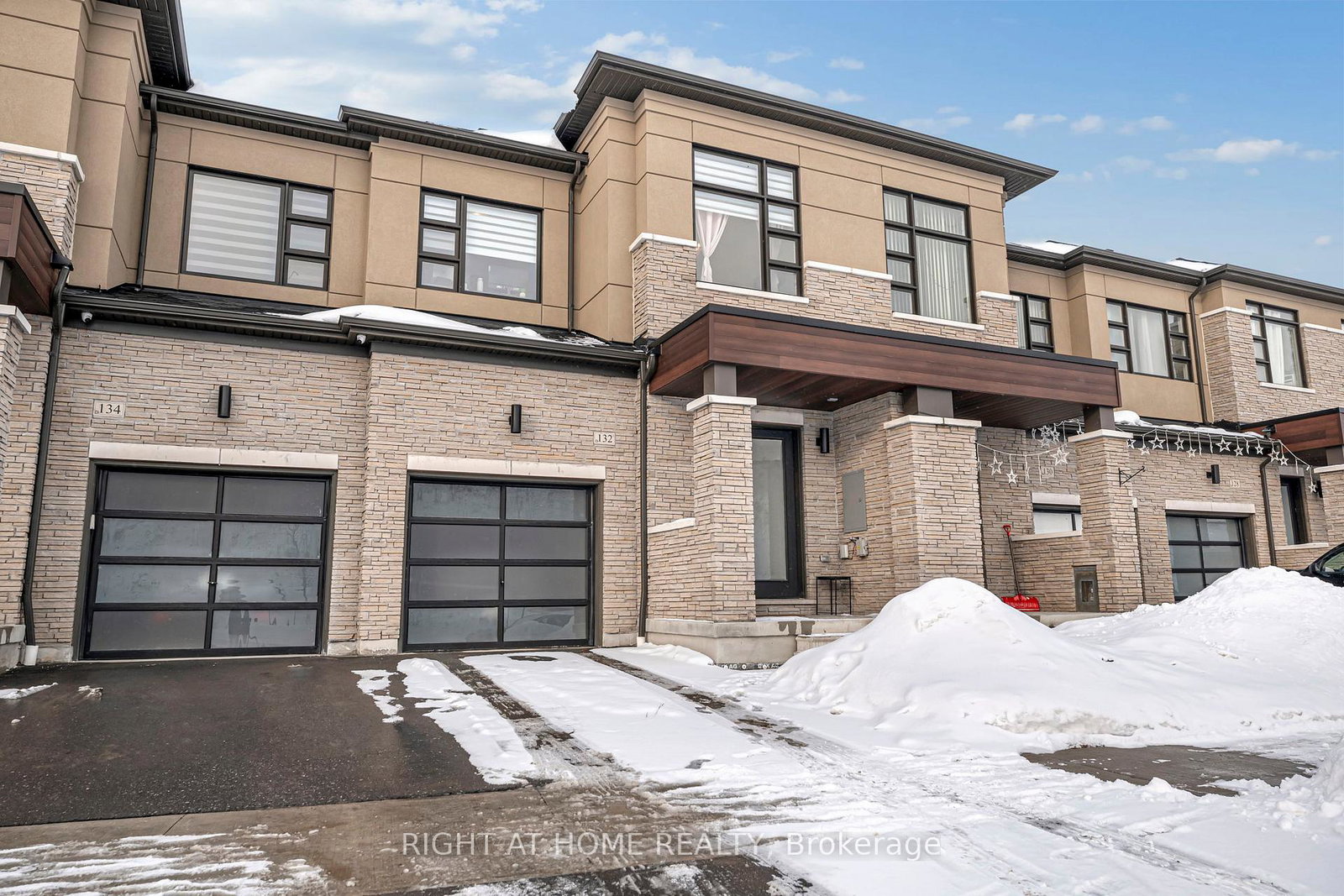 132-ogston-crescent-whitby-ontario-e12782166