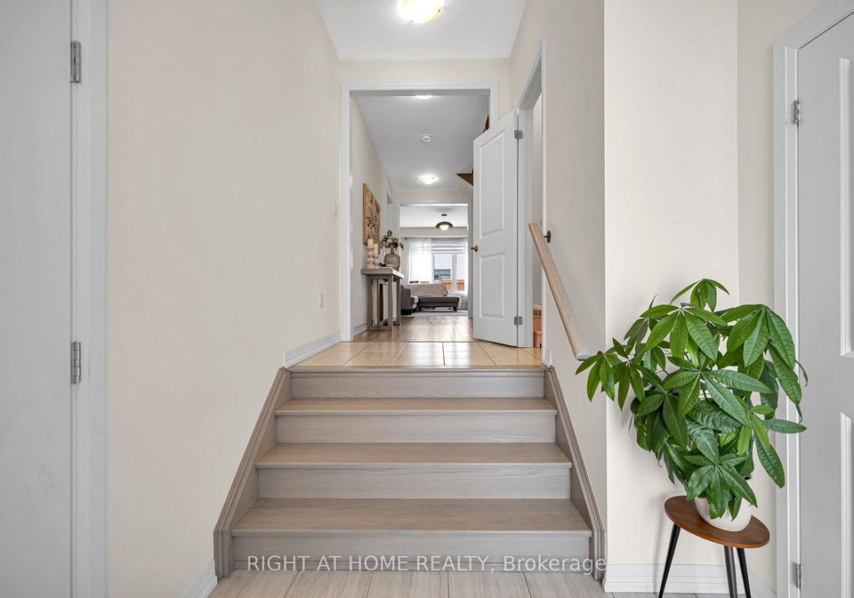 132-ogston-crescent-whitby-ontario-e12782166