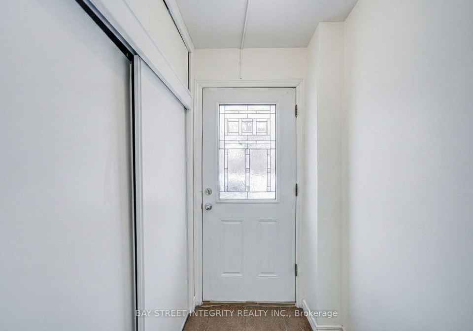 81-dentonia-park-avenue-east-york-ontario-e12782316
