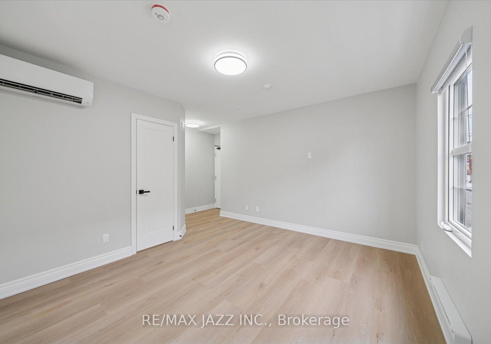 251-simcoe-street-s-oshawa-ontario-e12782886