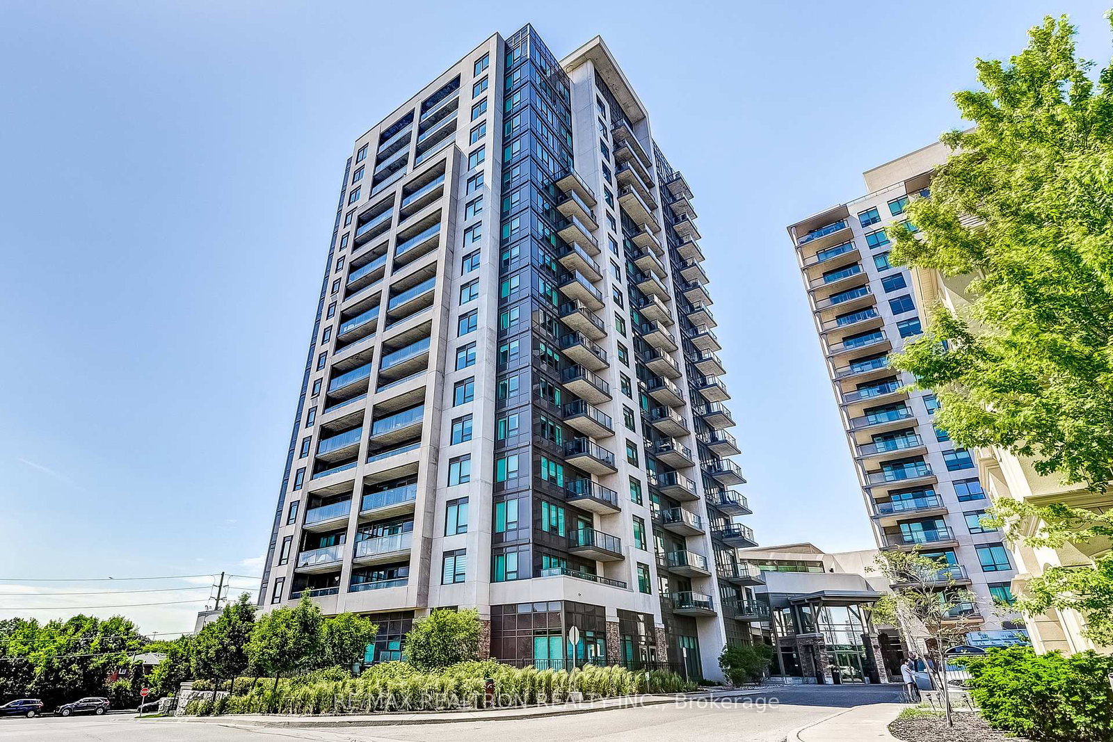 1215-bayly-street-pickering-ontario-e12783498