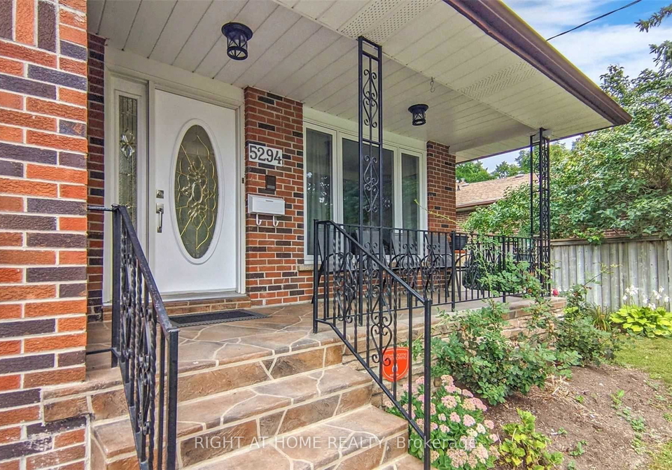5294-lawrence-avenue-e-scarborough-ontario-e12784044