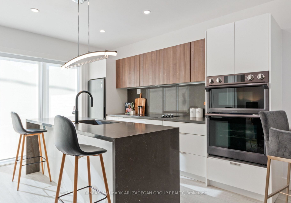 16-minto-street-toronto-ontario-e12785410