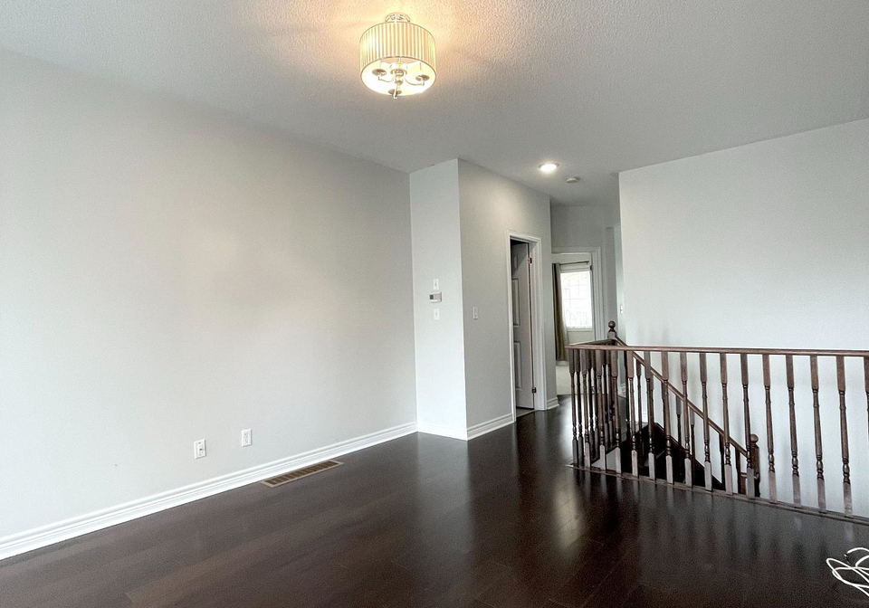 73-enroutes-street-toronto-ontario-e12785450