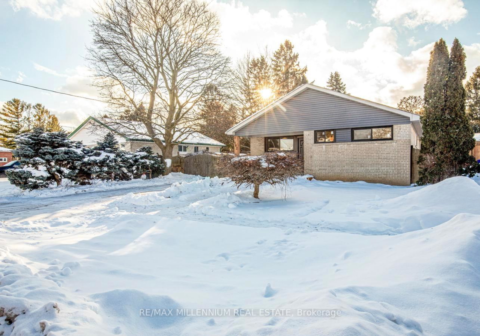 902-centre-street-whitby-ontario-e12786542