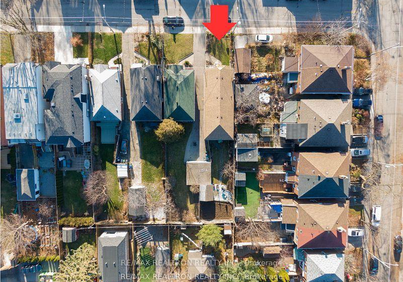 84-kings-park-boulevard-east-york-ontario-e12787080
