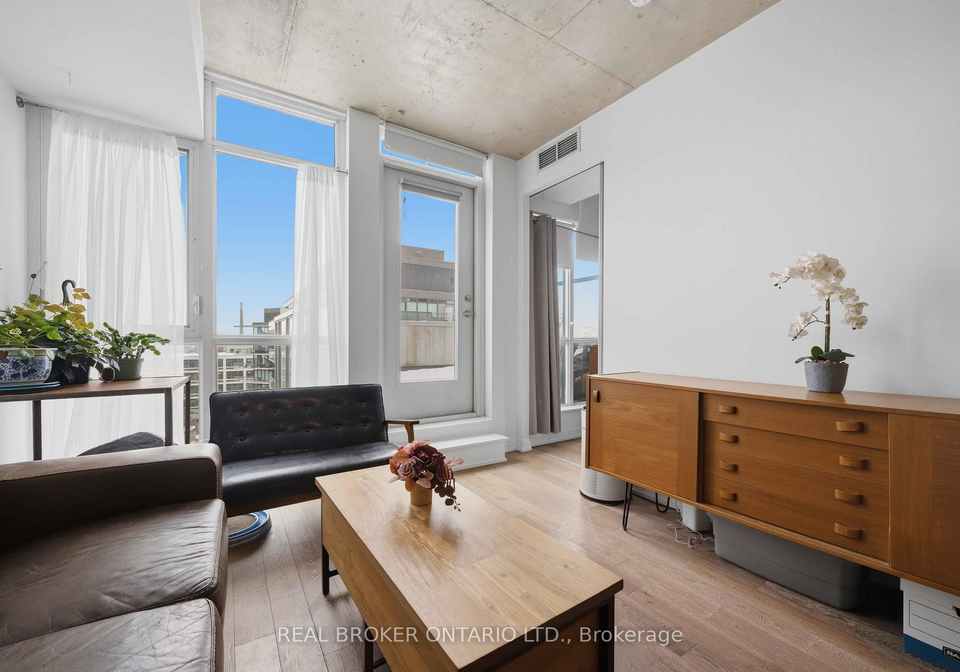 1190-dundas-street-east-e-toronto-ontario-e12787708