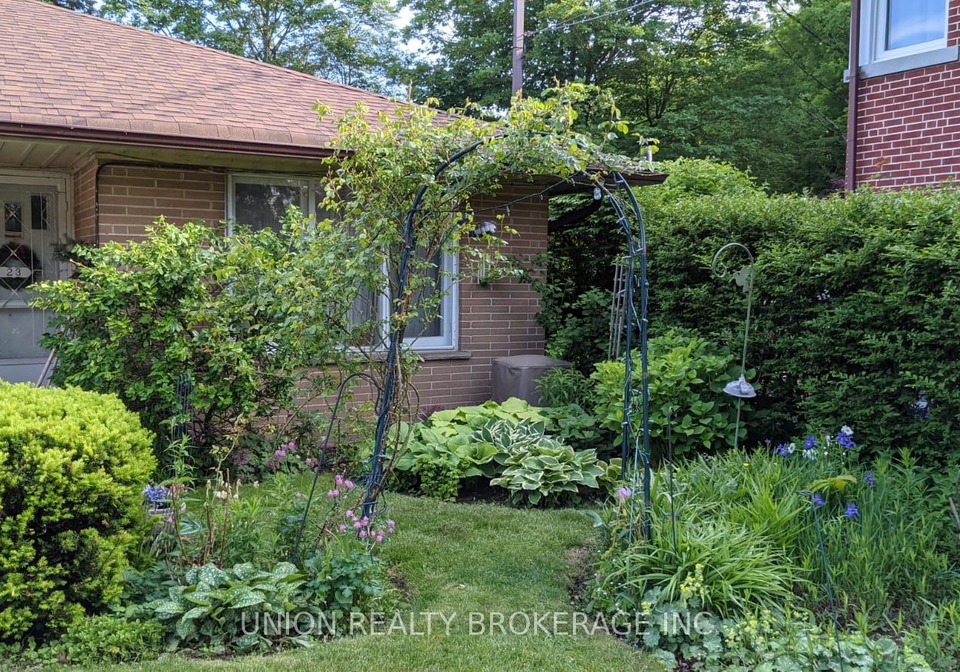 23-ayre-point-road-scarborough-ontario-e12787882