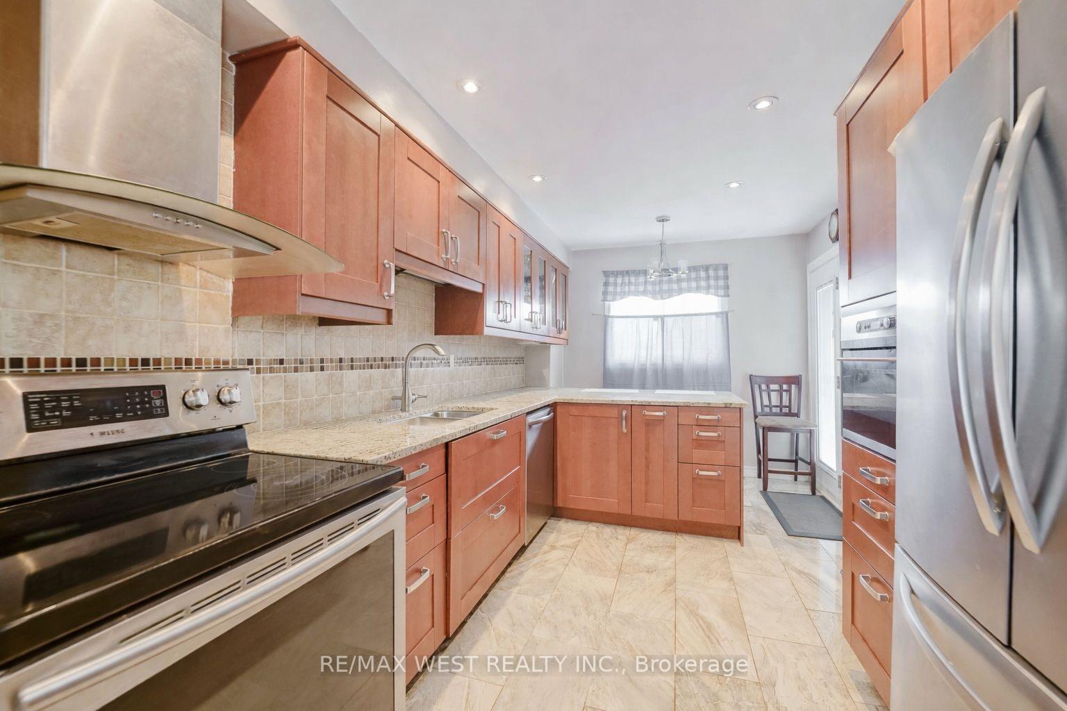 114-courtlands-drive-scarborough-ontario-e12788276