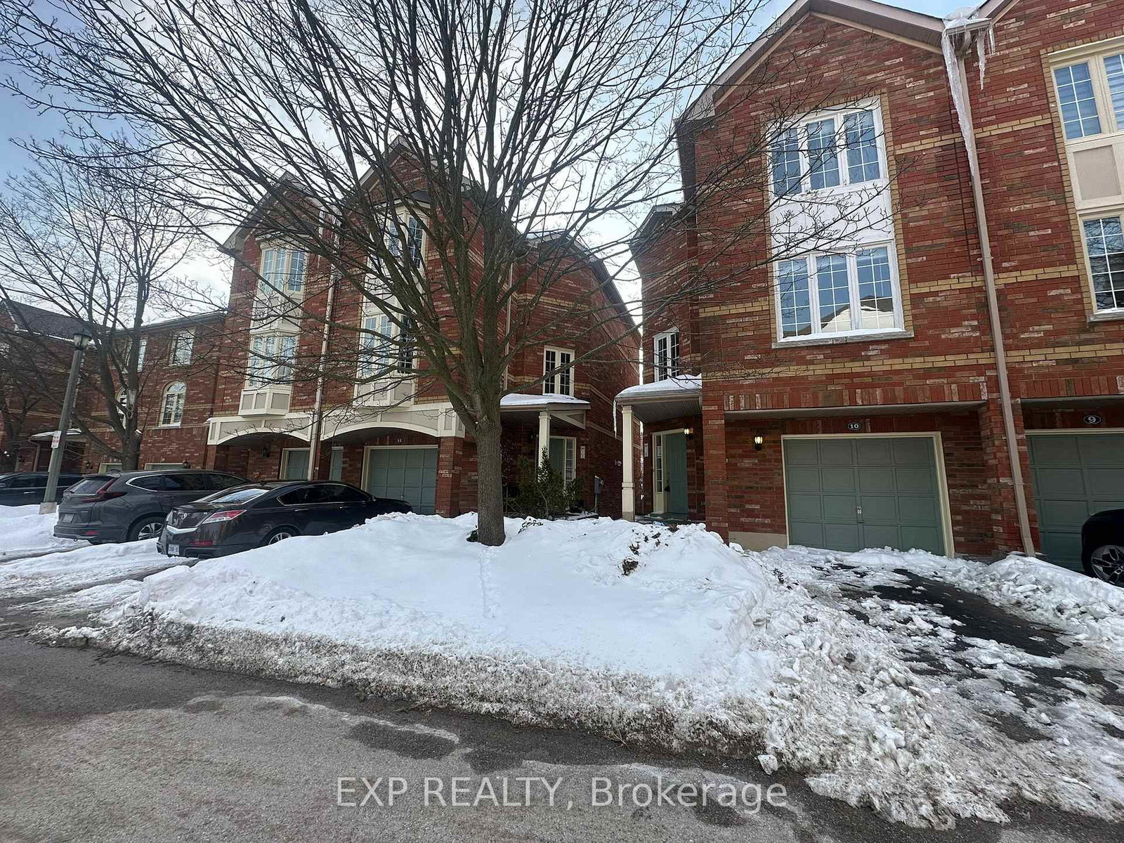 10-guildpark-pathway-scarborough-ontario-e12788668