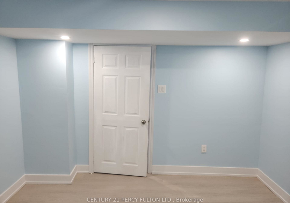 1056-suddard-avenue-oshawa-ontario-e12788920